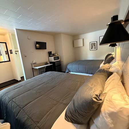 New Country Motel Swan River ภายนอก รูปภาพ